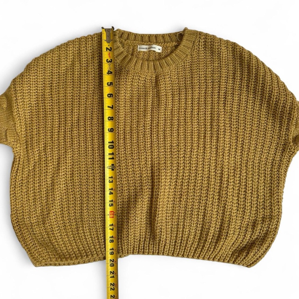 SWEATER BUNDLE - Two Retro 70's Inspired Academia Sweaters - Size Medium - Picture 14 of 15